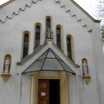 A nagytarcsai templom bejárata